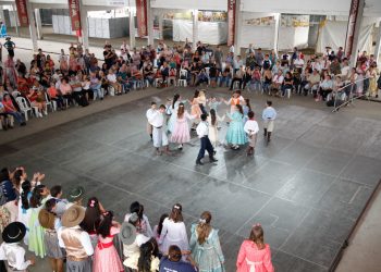 CTG Os Praianos realiza 49º edição do Rodeio Nacional