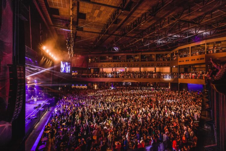 Opus Entretenimento estreia em São José com show de Lulu Santos