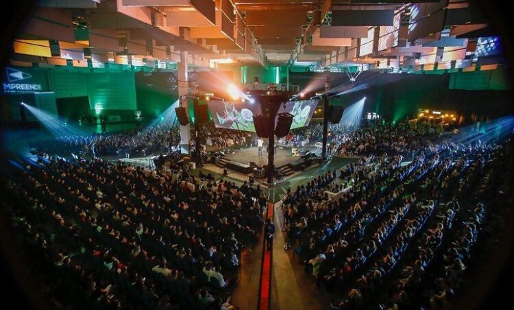 Empreende Brazil Conference 2025 reunirá mais de 100 palestrantes em São José