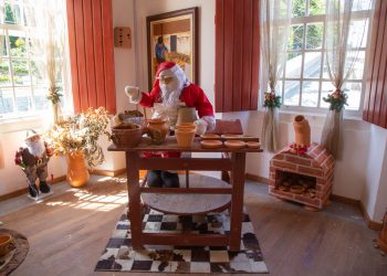 Casa do Papai Noel abre as portas em São José