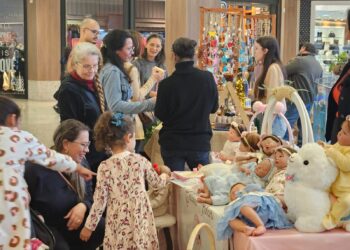 Coletivo Artesanal promove economia criativa e celebra talentos locais