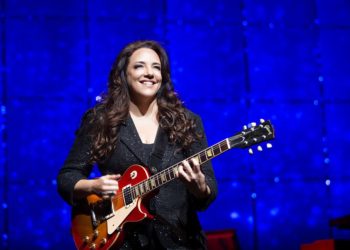 Ana Carolina e Tiago Iorc fazem show na mesma noite na Arena Petry