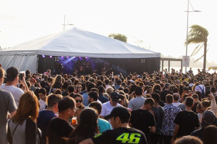 Festival de cervejas artesanais e shows gratuitos na Beer Week, em São José