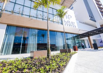 W Koerich inaugura o centro comercial do K-Platz Center como ‘uma grande praça de convivência’ em São José