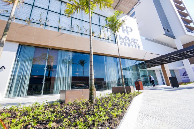 W Koerich inaugura o centro comercial do K-Platz Center como ‘uma grande praça de convivência’ em São José