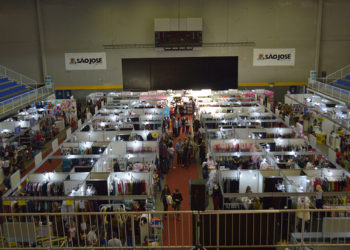 Mega Liquidação de São José terá apresentação de corais e chegada do Papai Noel