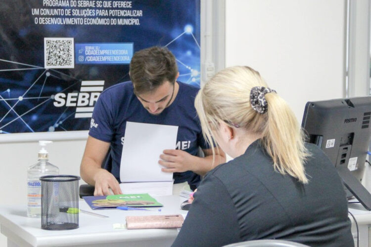 Notas fiscais para microempreendedor deixam de ser emitidas pela Prefeitura