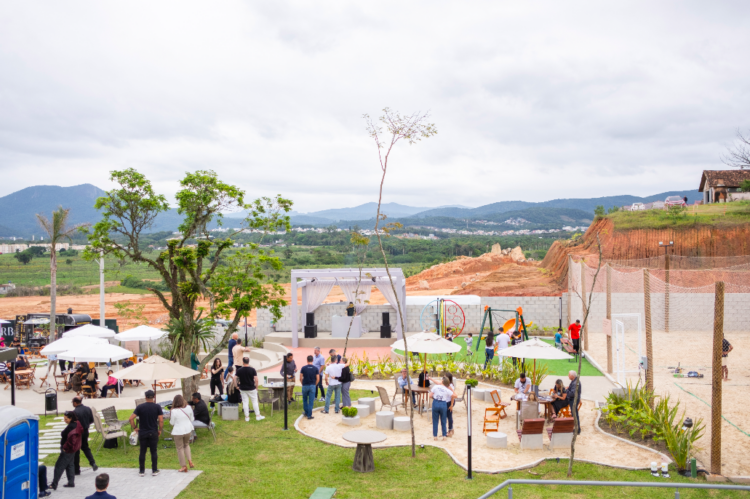 Halloween Kids promete diversão para toda a família neste sábado na Praça Terrá